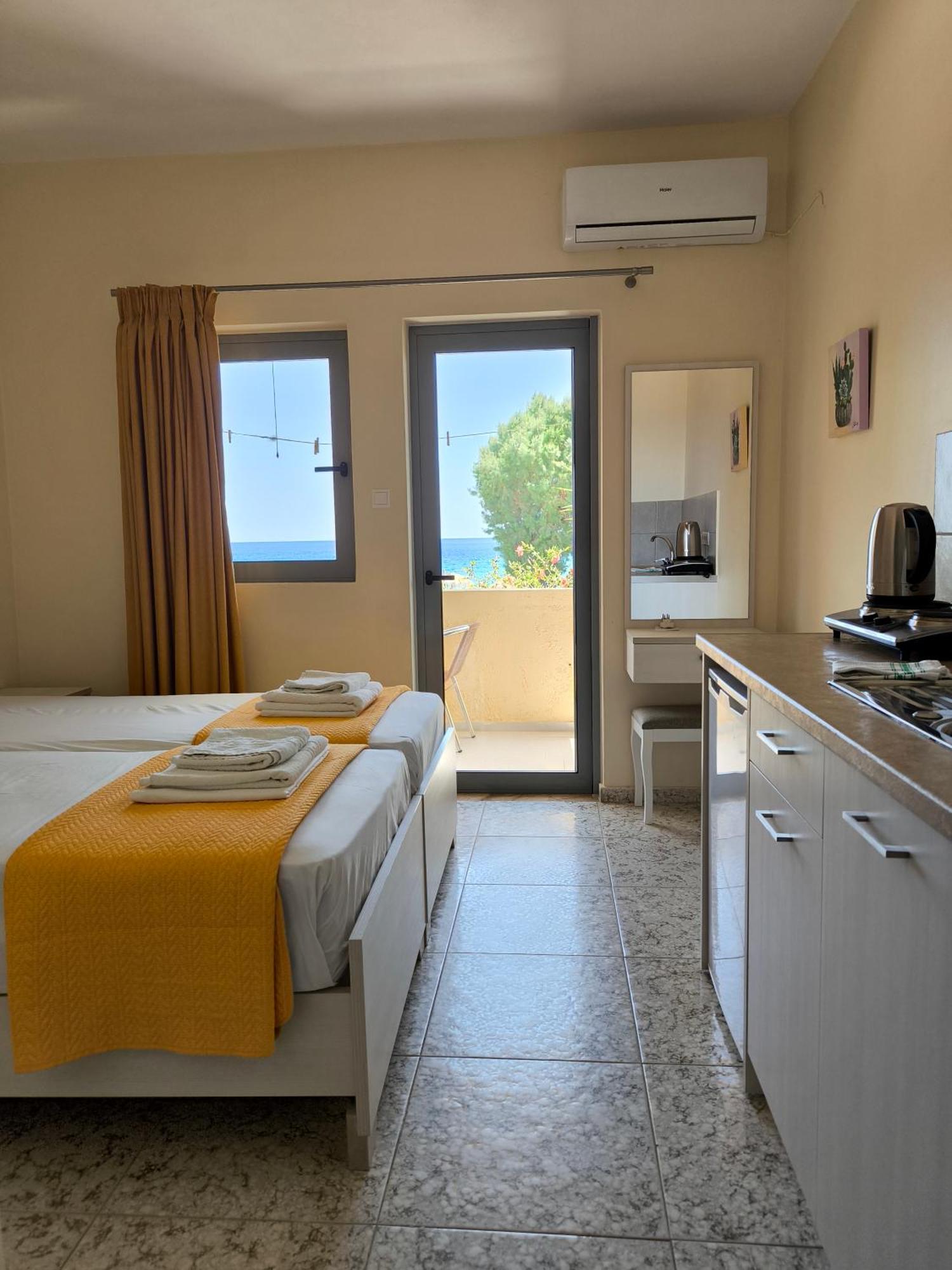 Alexia Rooms ปาไลโอโกรา ภายนอก รูปภาพ